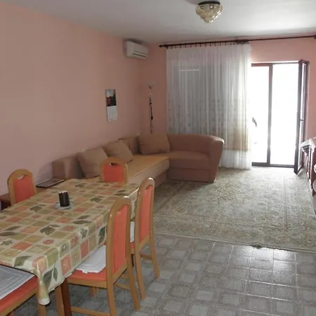 Milan In * Baška