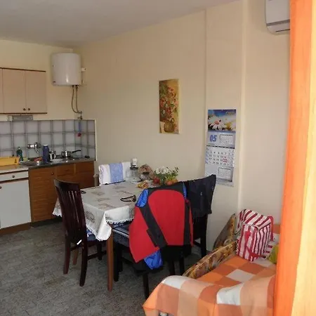 Apartment Milan In Baska (Krk)