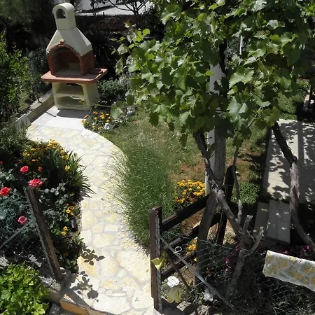 Apartment Milan In Baska (Krk)